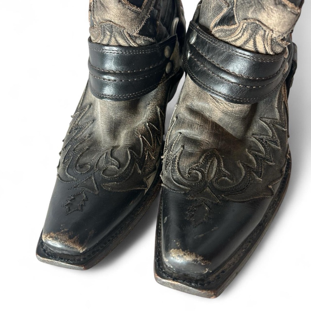 Stetson women’s rugged biker outlaw distressed Black leather harness boots - Picture 7 of 8